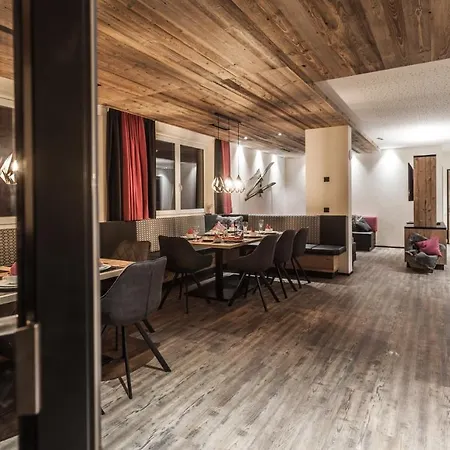 펜션 Alpenchalet Montafon